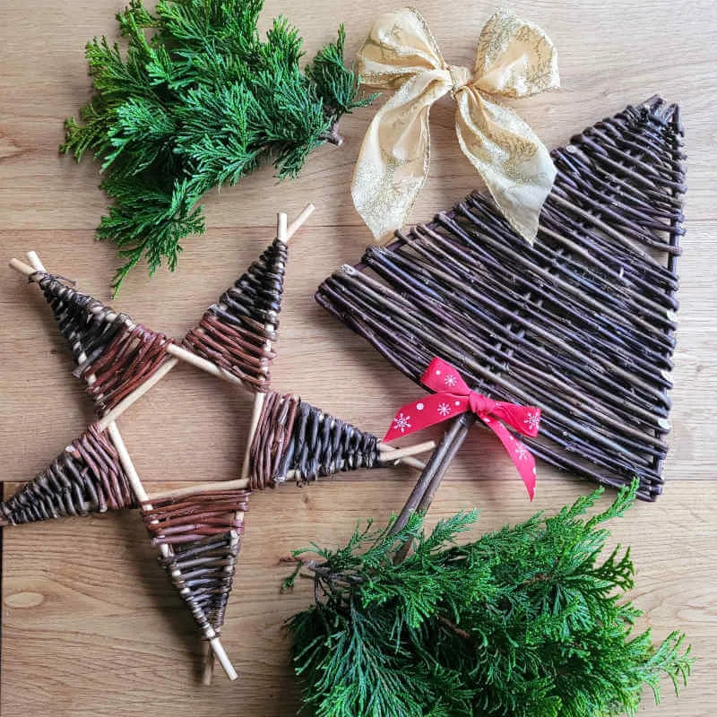 Weaving Christmas decorations with Willow - 12th December