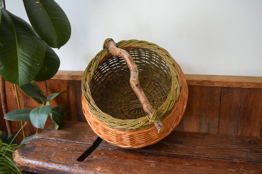 Signature basket