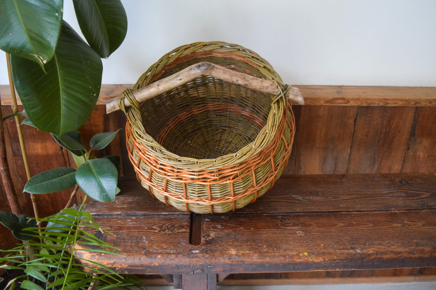 Rounded basket